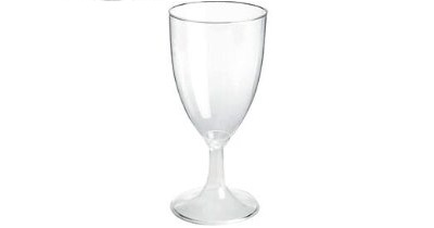 Weinglas aus Plastik